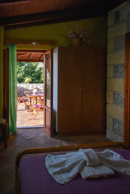 Villa Onar A Stone House With Amazing View Stoupa Bagian luar foto