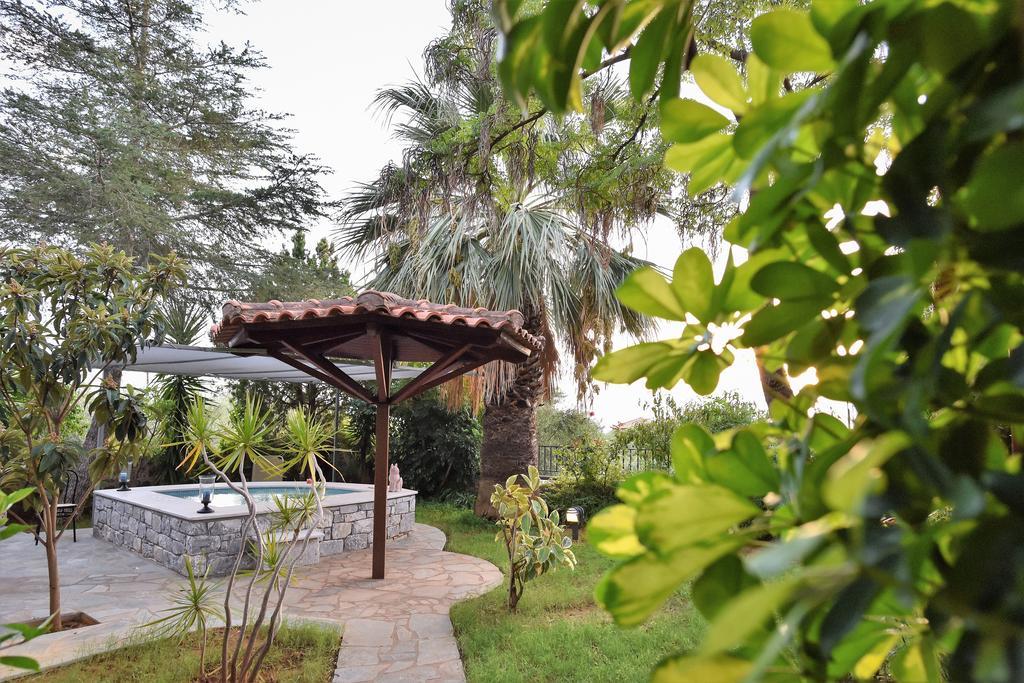 Villa Onar A Stone House With Amazing View Stoupa Bagian luar foto